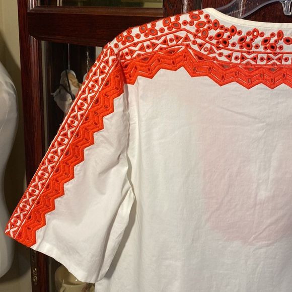 Tory Burch Red and White Embroidered Isla Eyelet Tunic Top Size 12 - Picture 6 of 11